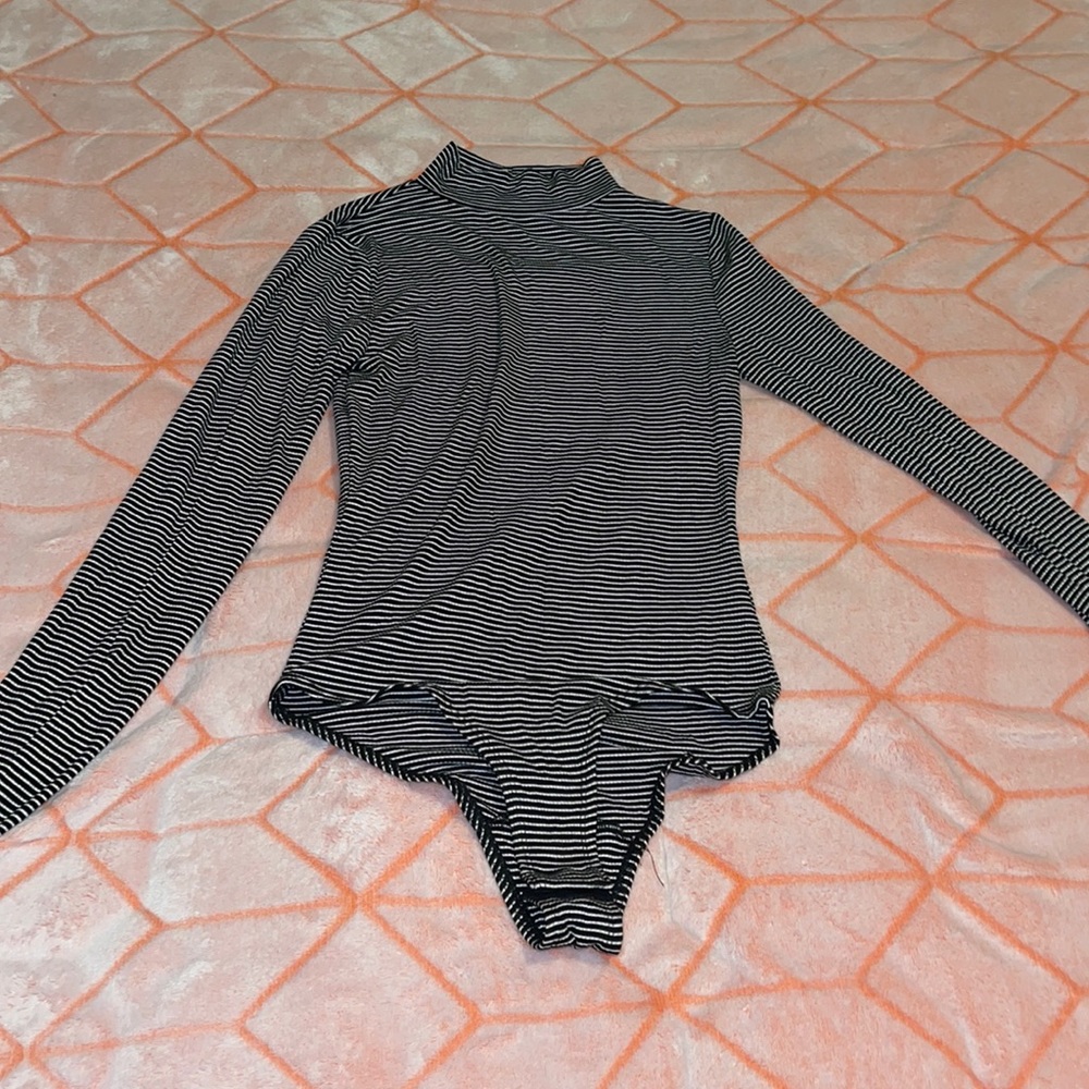 Belle Du Jour Long Sleeve Body Suit New!